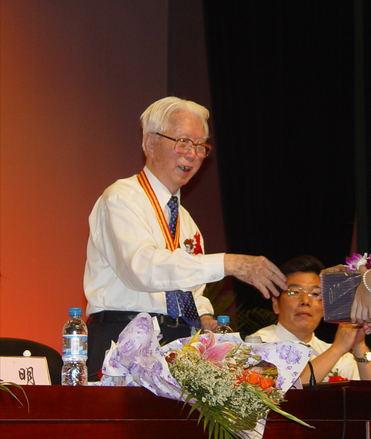 南安华侨名人陈水俊:重教兴学扶贫济医的侨界楷模