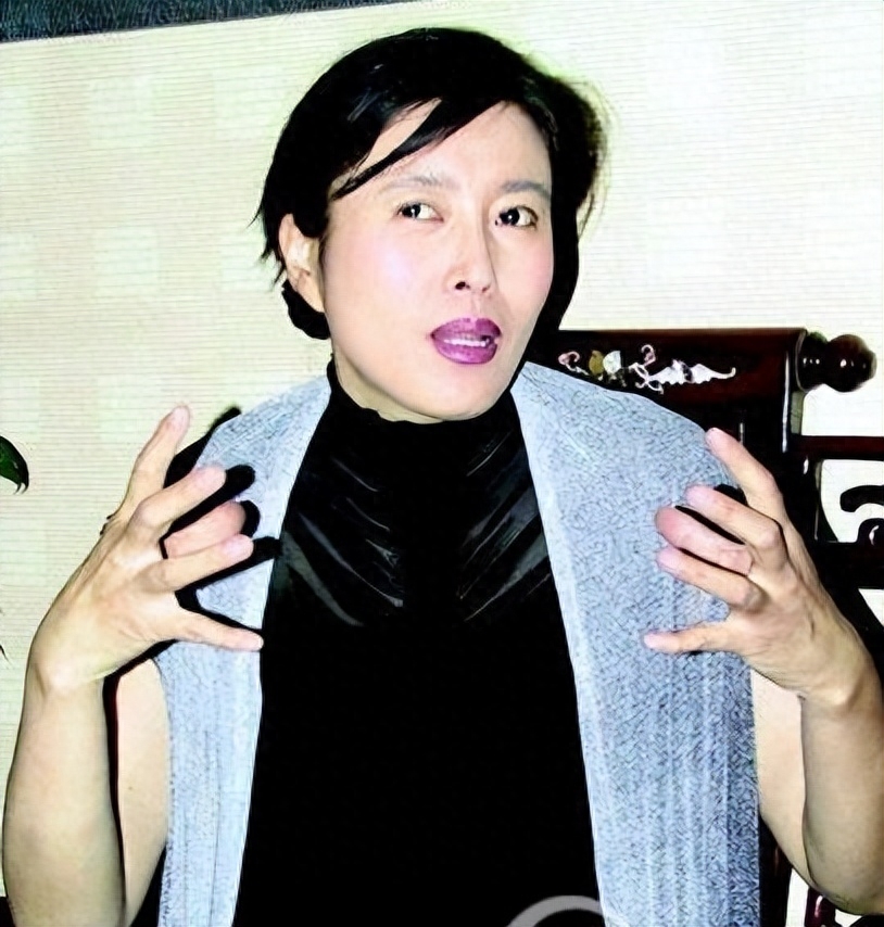 回顾演员丁嘉丽两段婚姻伤人伤己对不起一双儿女今潜心向佛