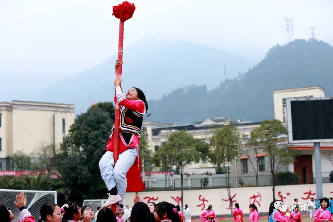 精彩北川擂鼓八一中学特色大课间