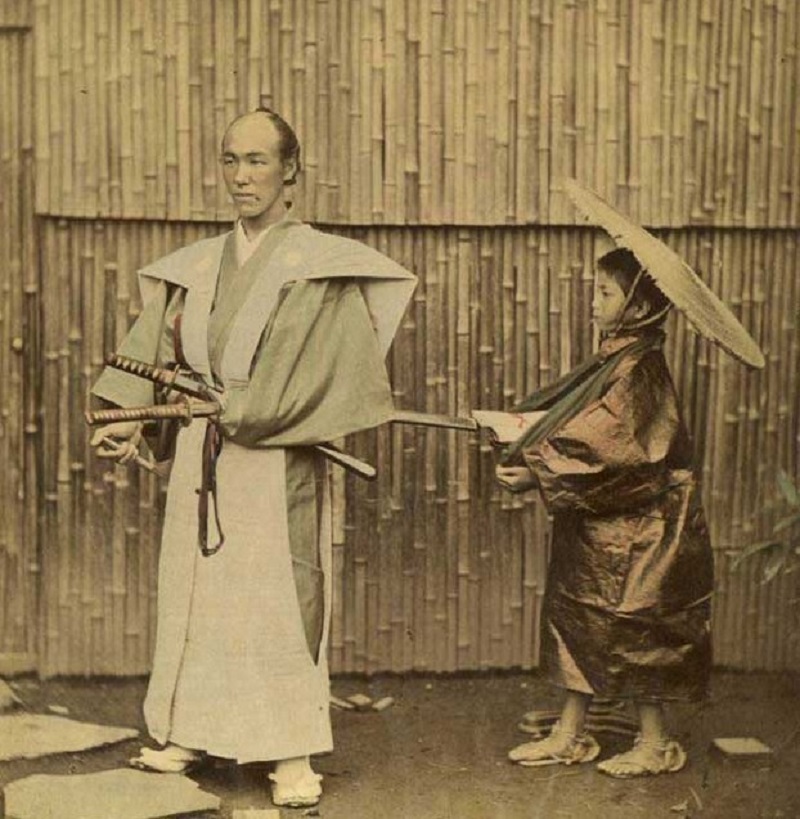 日本战国时期,武士为何要剃月代头?