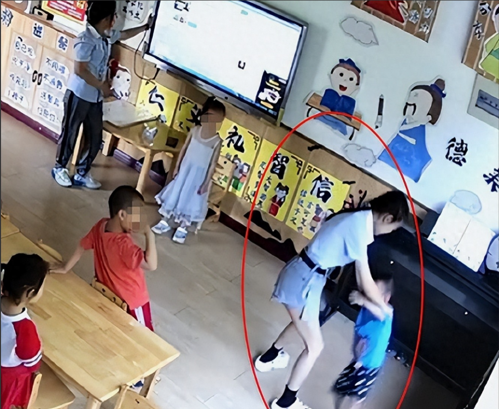 突发!山西一幼儿园虐童:3岁男童被踩脑袋,知情人透露更多内幕