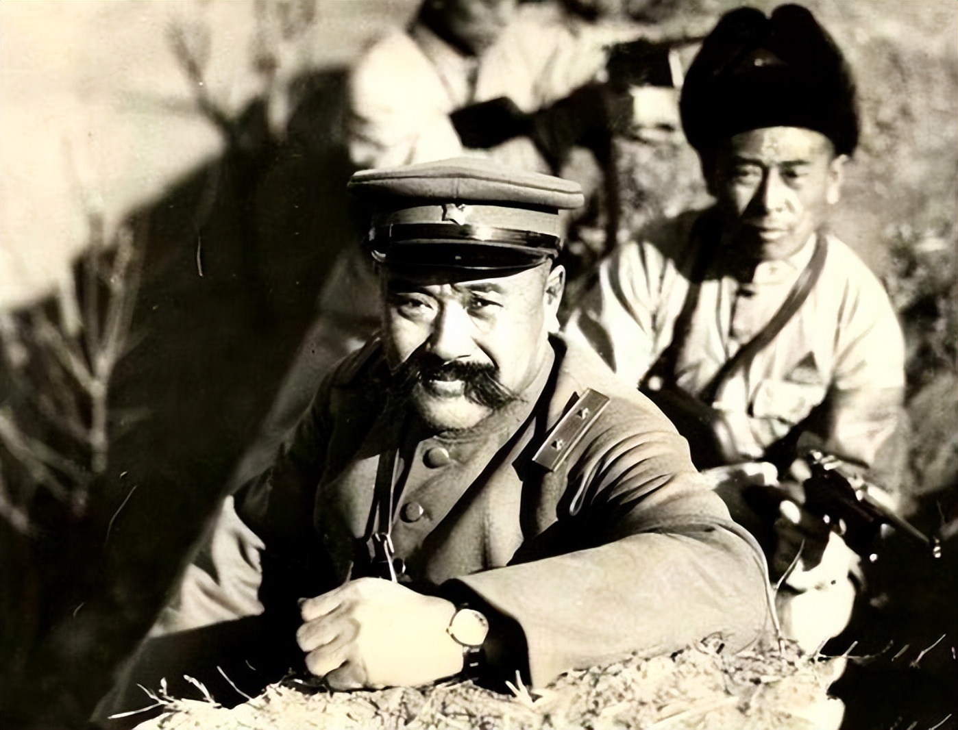 1938年土肥原师团炮轰汜水,蓝守清200人孤军奋战,绝境痛击日军