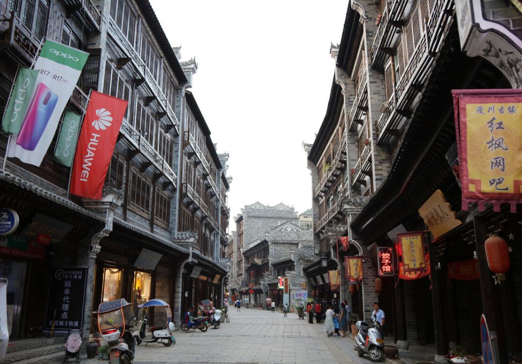 杨舟平作品|游漫川关古镇