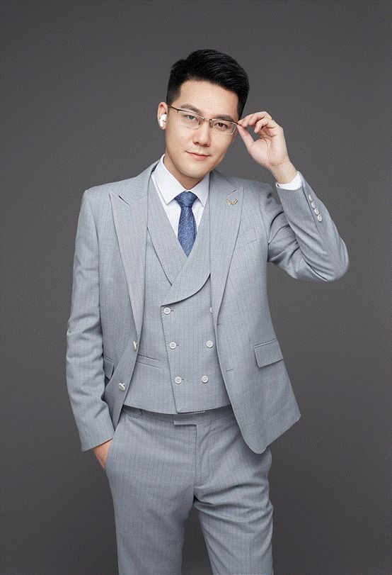 名柬超级ip名片联合创始人闫晗——打造超级ip密钥,创建流量密码