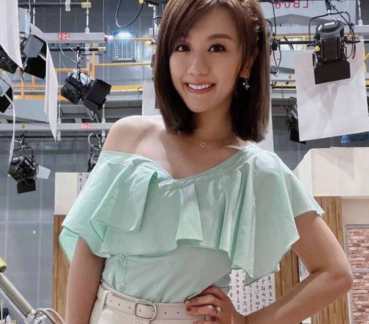 女星苗真承认离婚,回想儿子受伤经历,不禁落泪