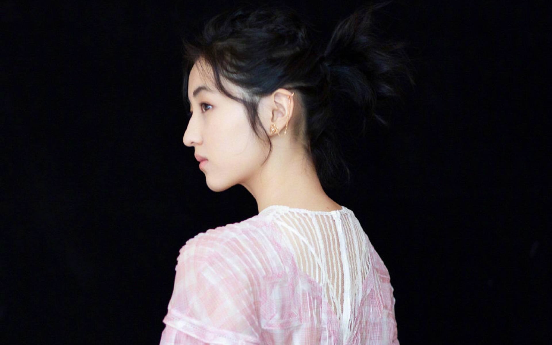 娱乐点评:肖战,杨超越,张艺兴,张子枫,罗云熙,lisa