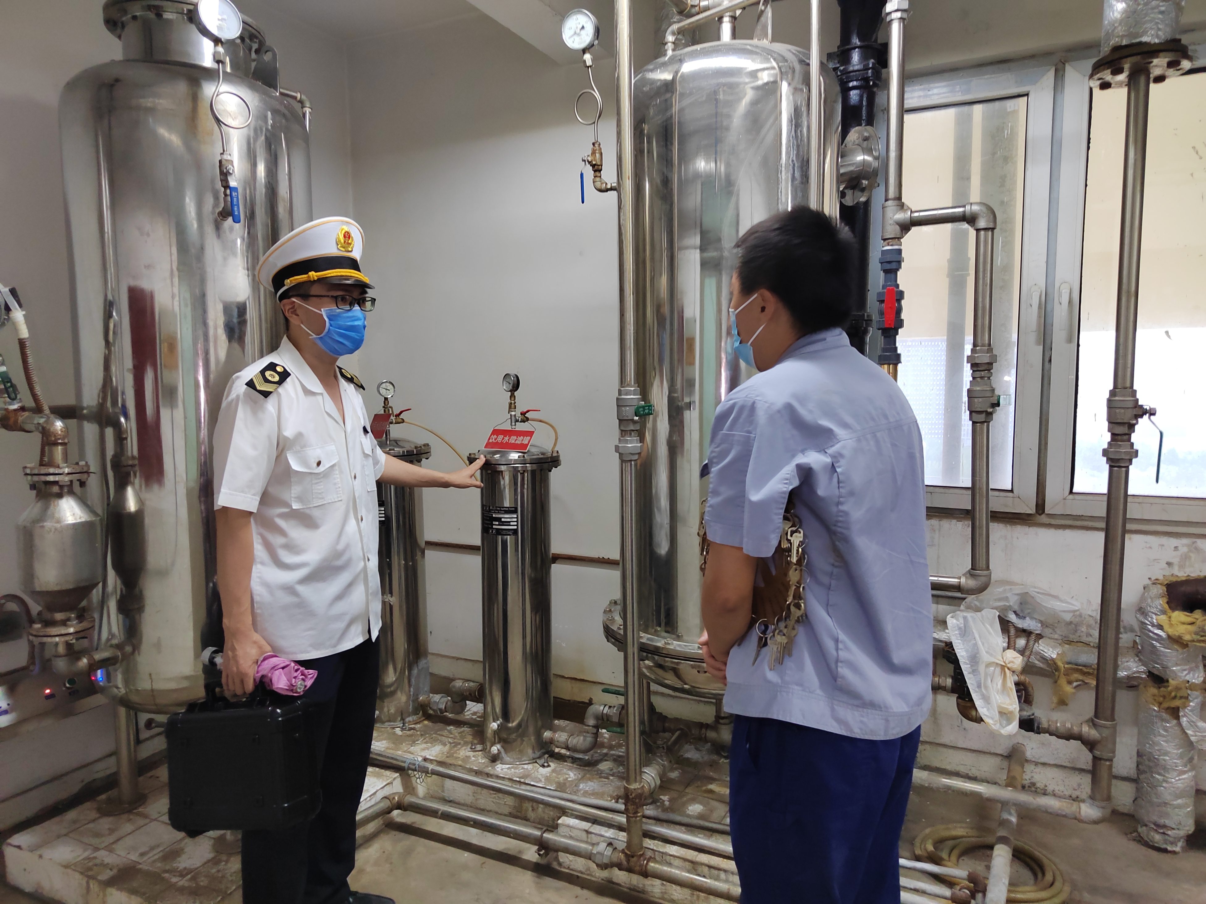 东城区卫生健康监督所开展汛期生活饮用水卫生专项监督检查