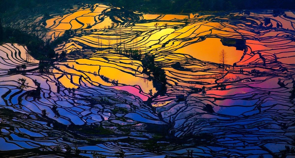 2020年全国旅游简介(云南省)《红河哈尼族彝族自治州》主推景点