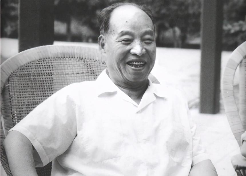 回顾彭真和张洁清,一位95岁一位103岁,见证革命的婚姻注定幸福