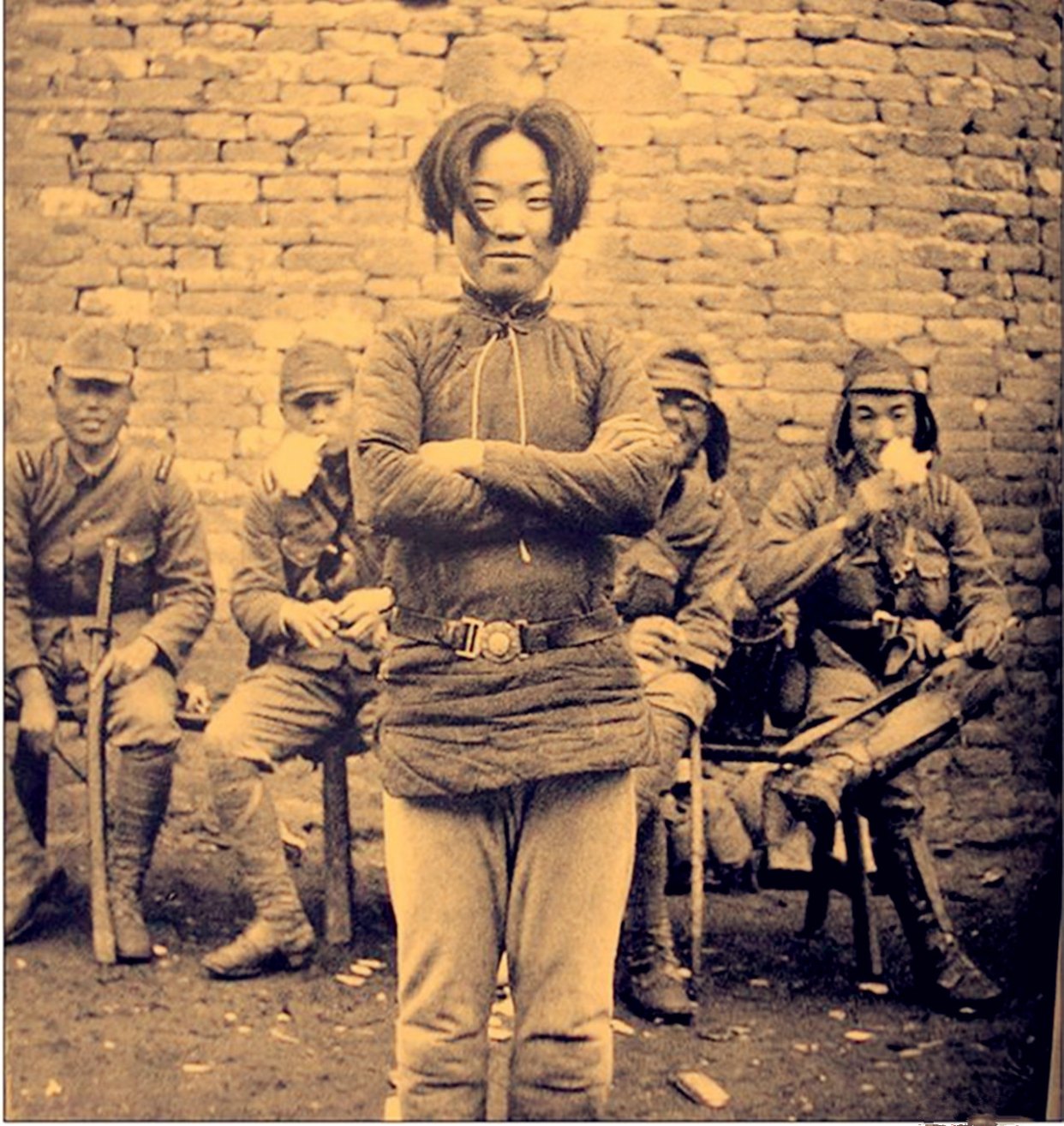 抗日女英雄成本华:牺牲时24岁,一张微笑照片,被日军收藏了53年