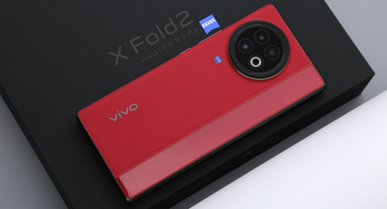 vivo这一次"弯道超车",定制骁龙8 gen2,重新定义折叠屏