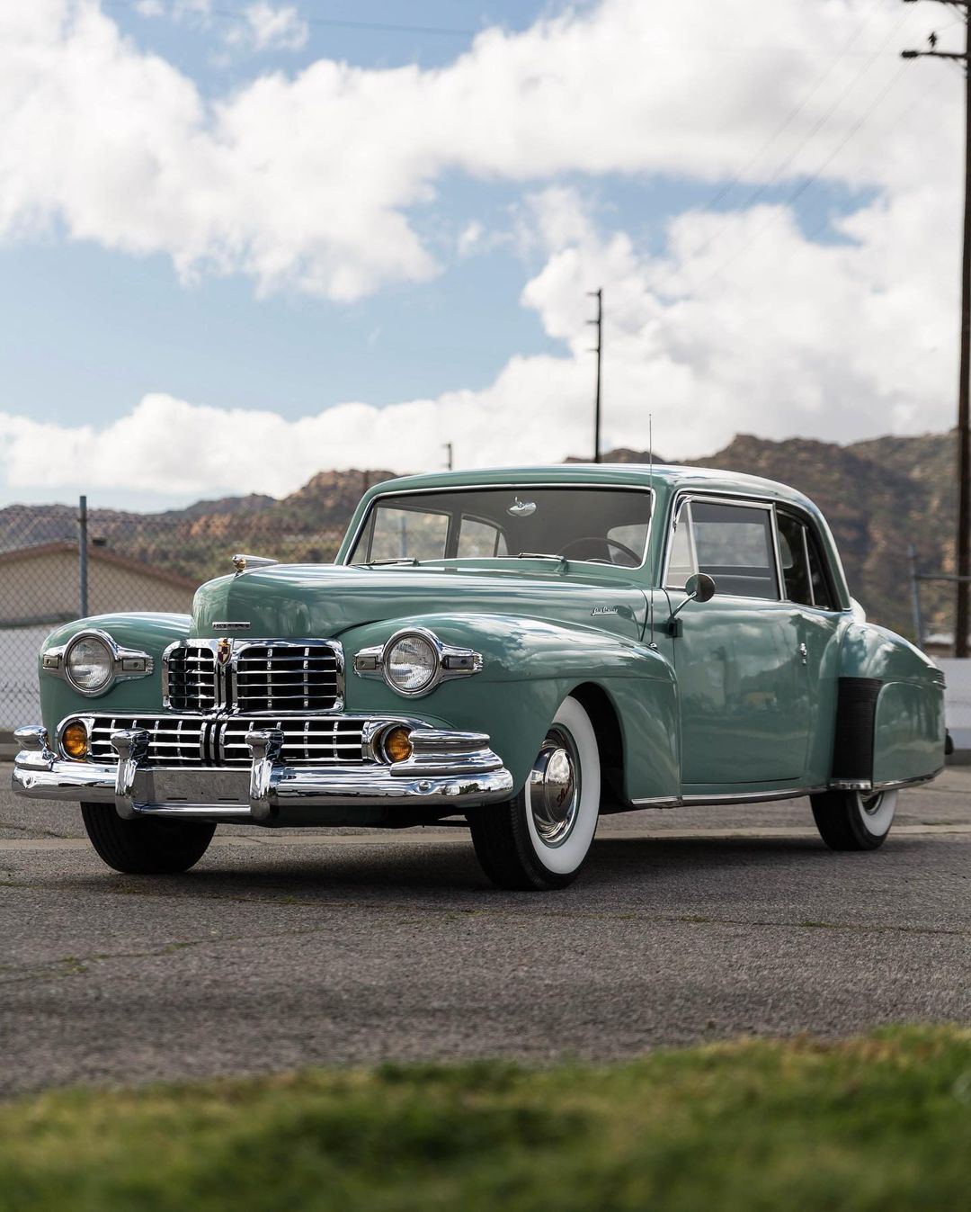 1948年林肯大陆双门轿车最后一辆美国造v12