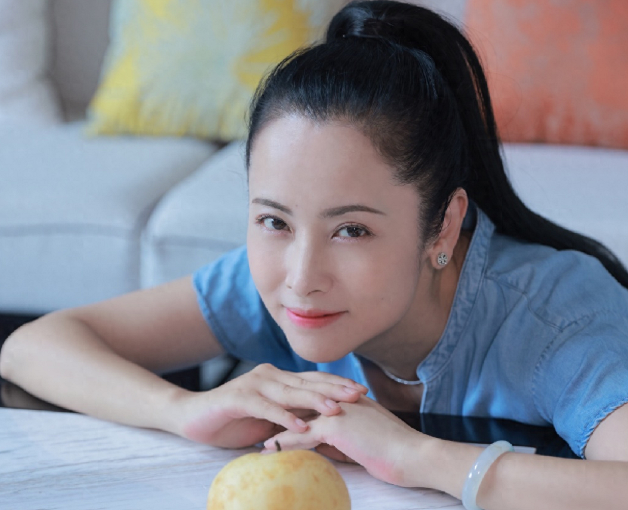 田亮前妻杨明娜:与丈夫离婚后,独自陪儿子长大,如今苦尽甘来