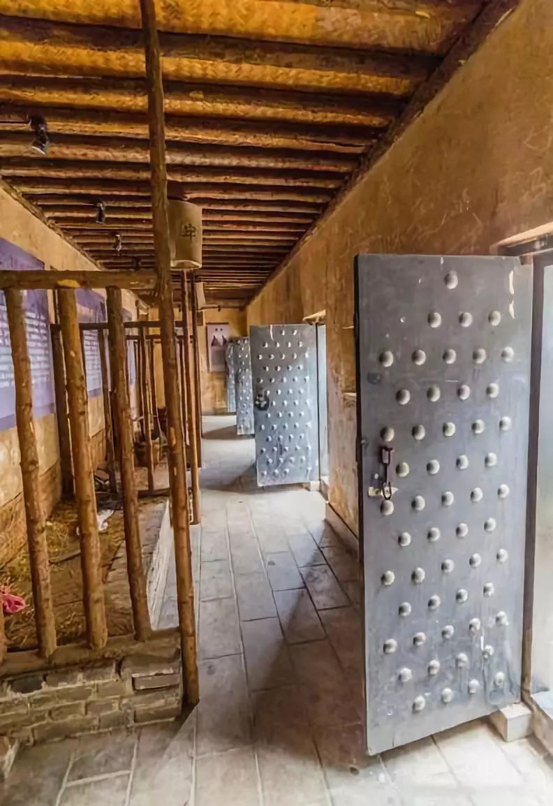 古代蹲大狱吃饭要钱吗?