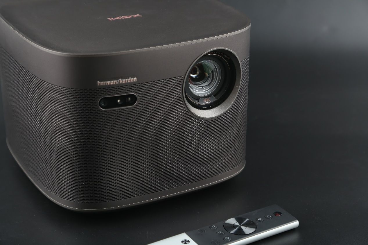 不捧不黑,用过才敢说 深度体验极米h6 pro 4k智能投影机