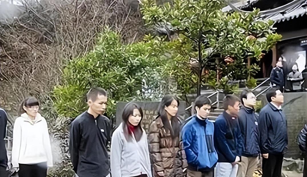 回顾复旦十八驴事件24岁民警舍命相救18名大学生反应惹众怒