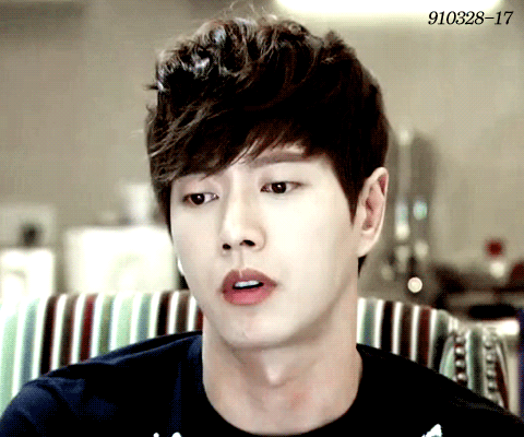 当年的朴海镇饰演的小年下,实在让我印象深刻.