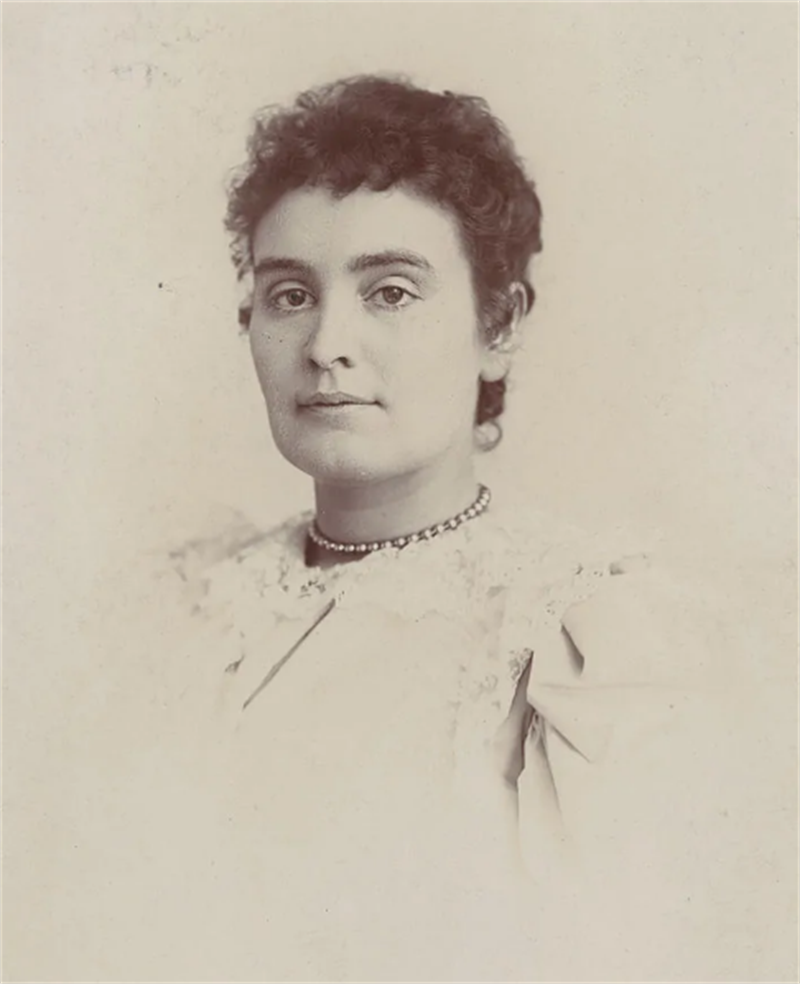 海伦·凯勒:像动物一样的聋哑盲女孩,被老师教育成世界名人!