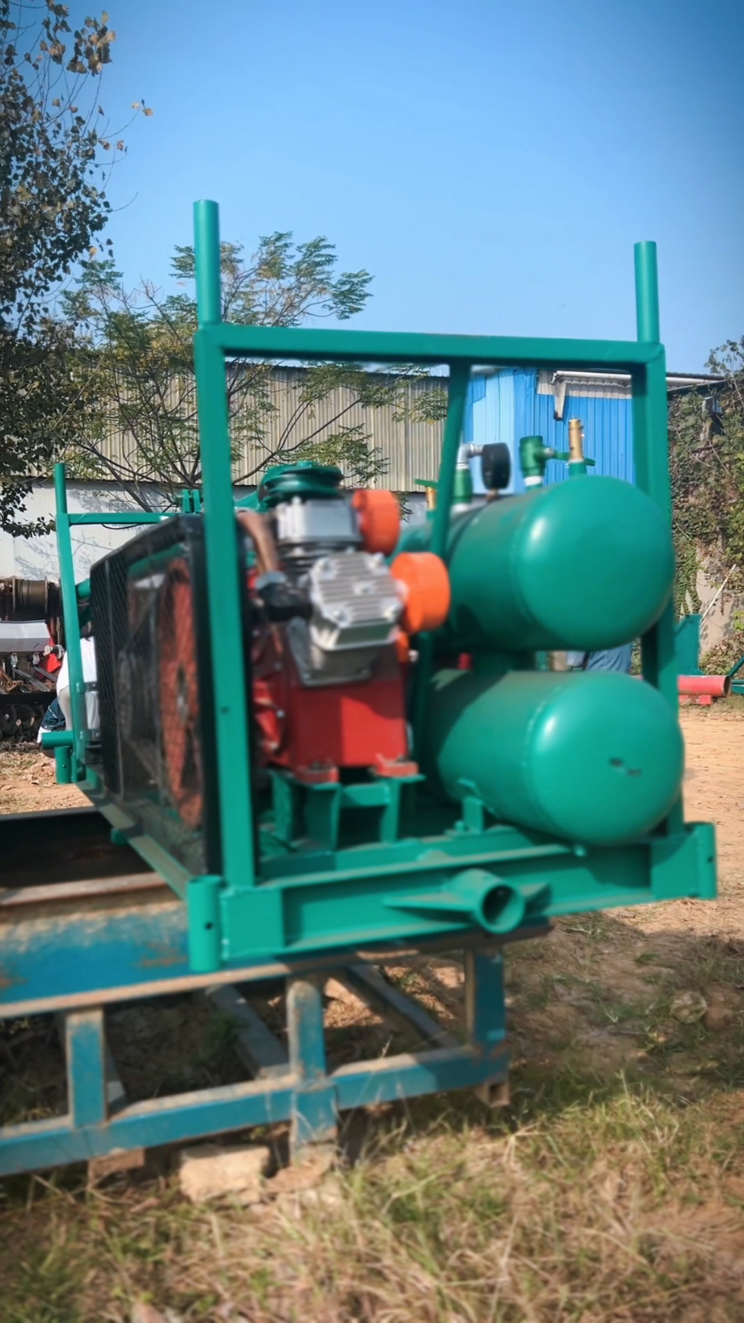 空压洗井机,能清洗深水井,井里脏东西都能冲出来