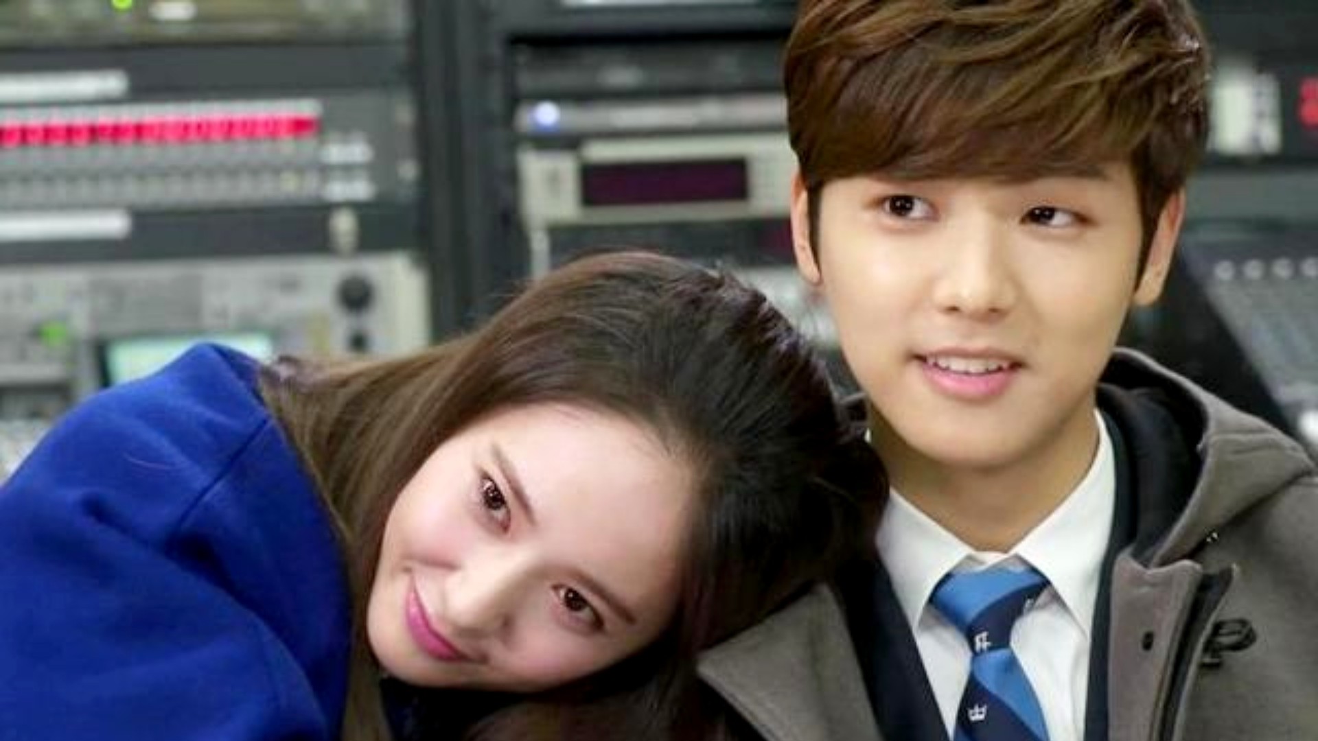 《绝世网红》姜敏赫爆红:曾出演《继承者们》,私下还是健身狂