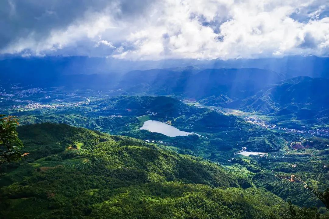 福建平和汽车1日游:登高追秋,福建灵通山走起!