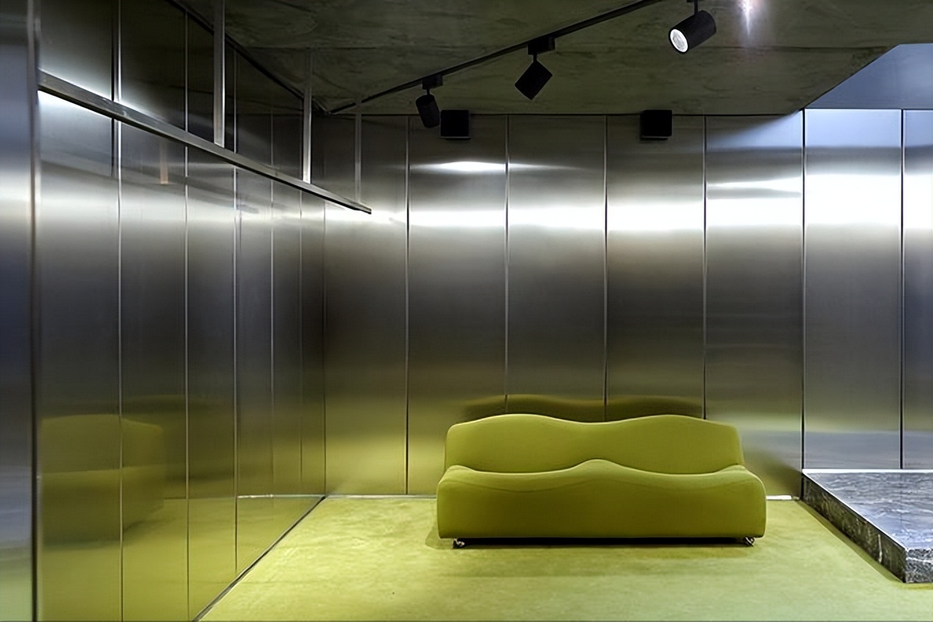 封闭空间实验:揭示人类行为和社会互动的变化,有什么意义?