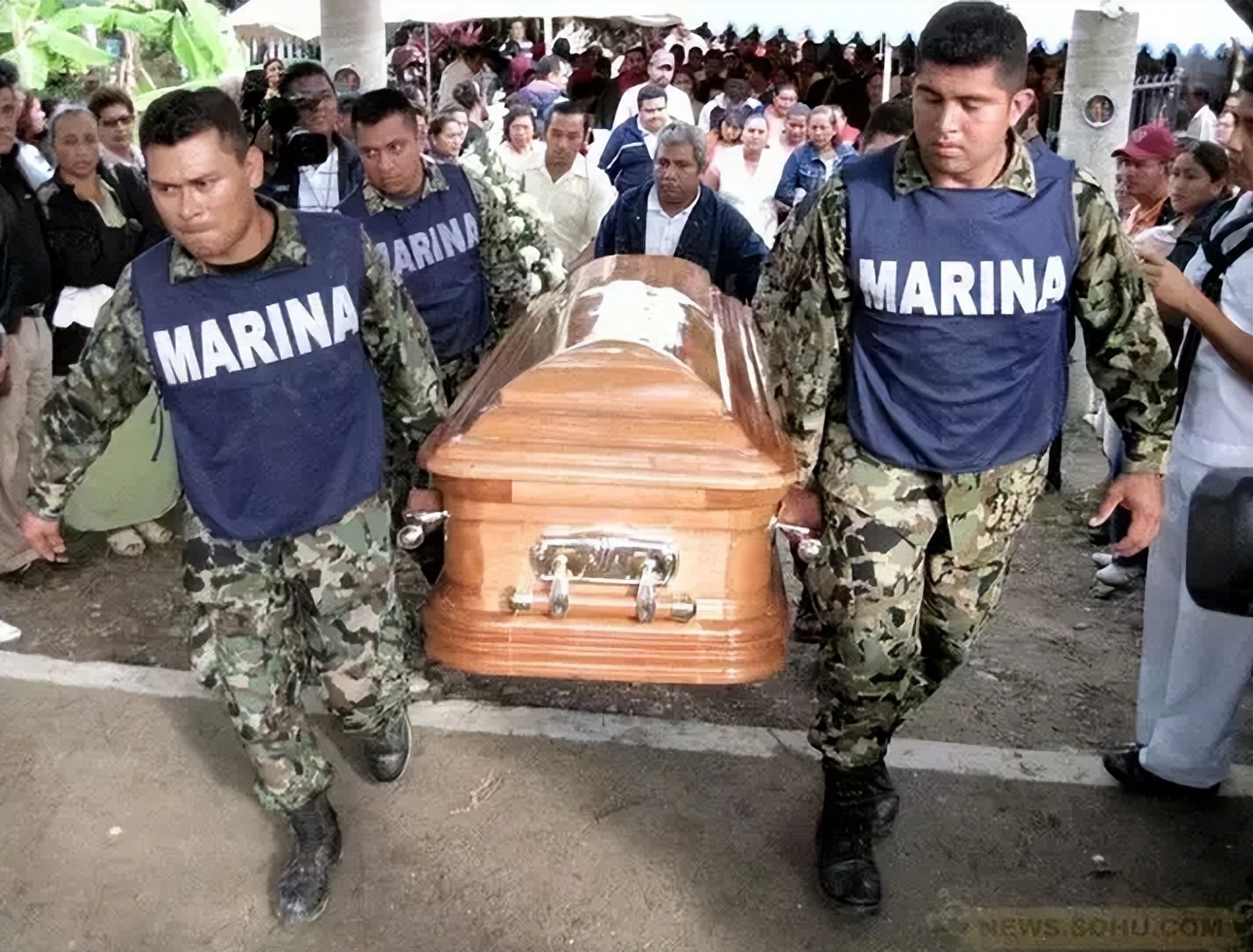 枪杀132名政界人士,总统都要看其眼色,墨西哥毒枭到底有多猖狂