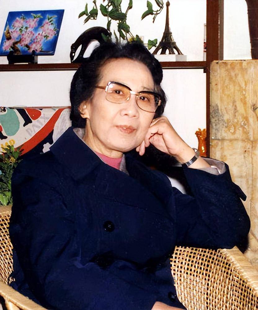 越剧名旦华怡青:曾在团里被边缘化,丈夫曾被传"赌球自杀"