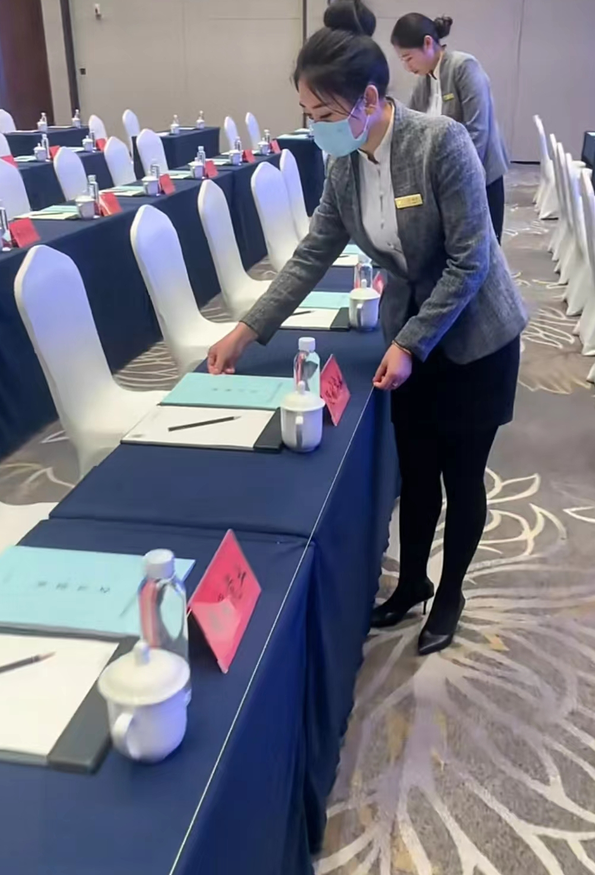 我们的"斟茶兵",掌握"核心倒水科技",何时才能务实避虚?