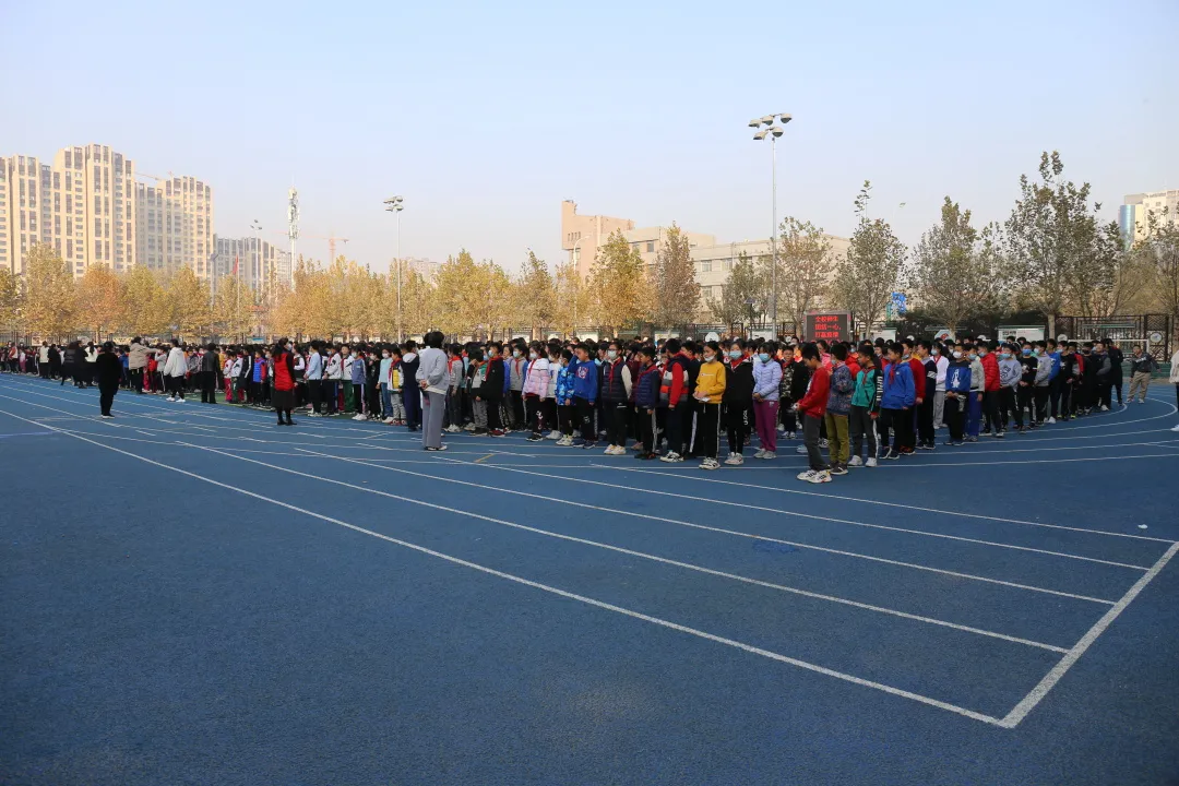 通州区运河小学开展消防安全教育演练 共建平安校园