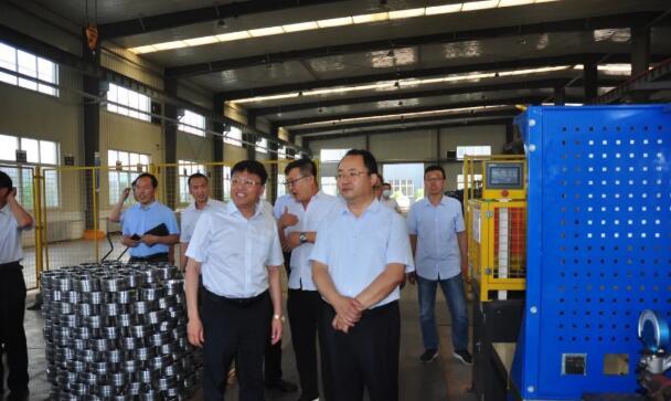 时风集团董事长刘成强到山东朝阳轴承公司考察