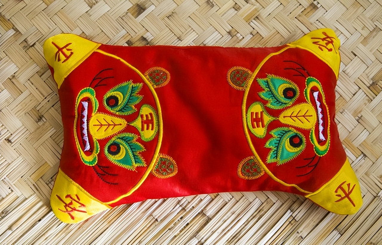 胶东民俗文化:虎头鞋虎头帽