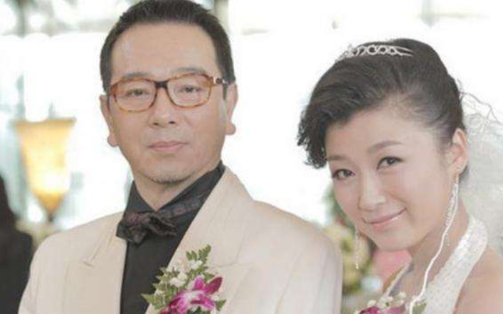 张晨光为了能够娶她,连续送了4年玫瑰花,为生子做试管婴儿