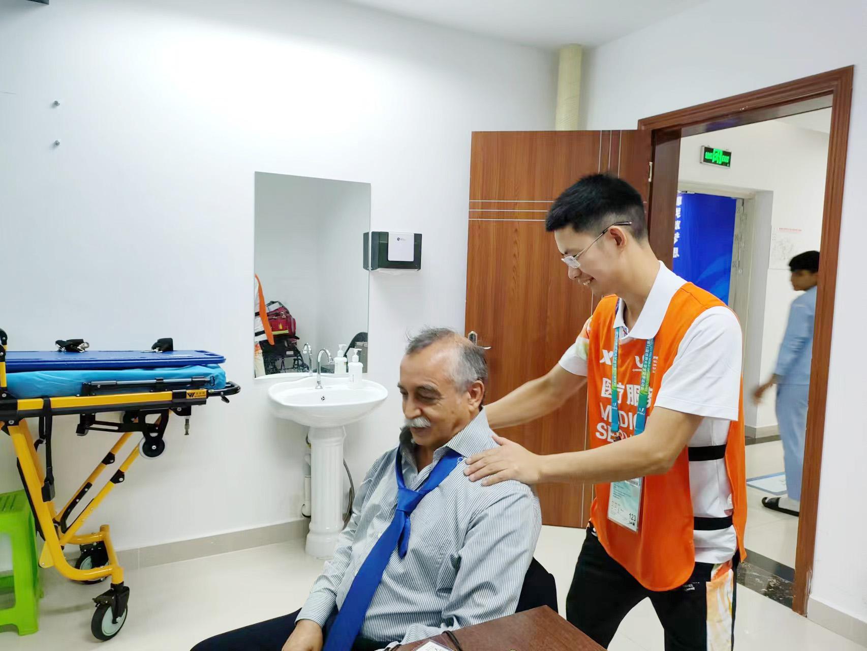 郫都区中医医院圆满完成大运会击剑场馆医疗保障任务