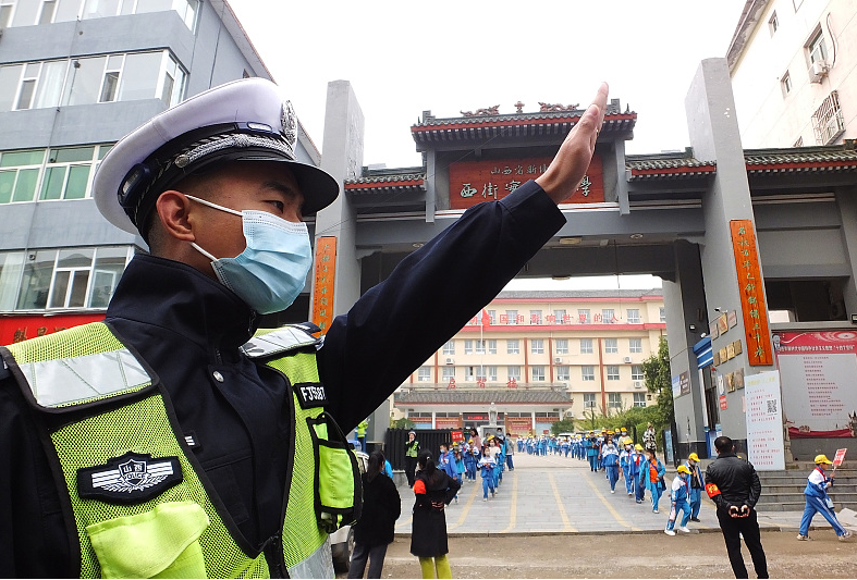 辽宁辅警岗位招聘,专科学历即可录用,虽是合同工但福利很齐全