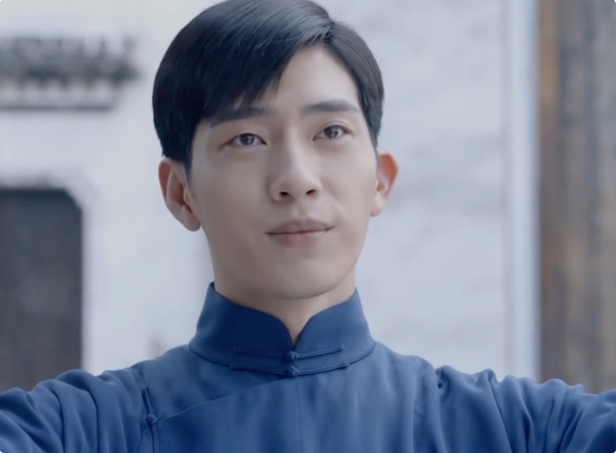 《南烟斋笔录》改名,刘亦菲井柏然主演,《突围》换脸艺人作配