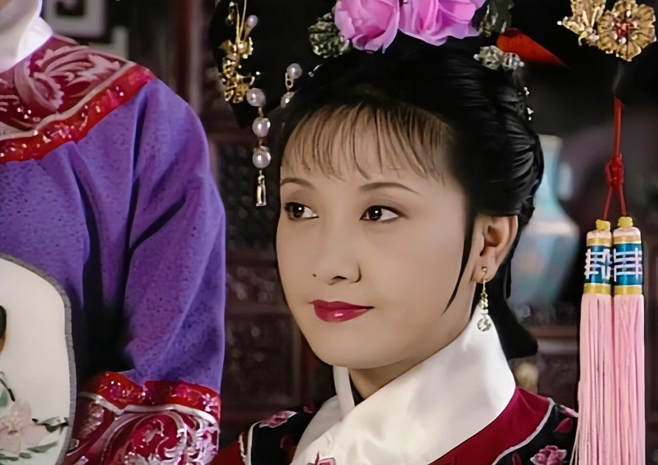 宜妃深受康熙帝宠爱,为何却在康熙死后,被雍正当众羞辱赶出宫?