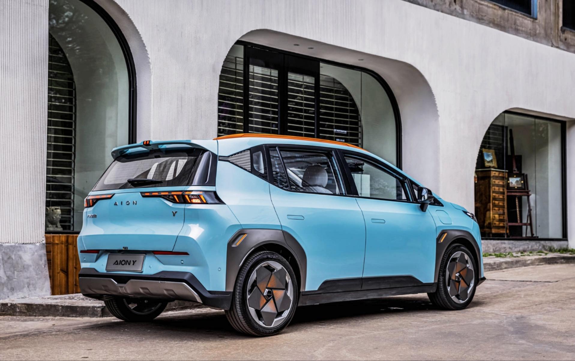 从油车换到纯电动车,明白一个道理:3年内宁选油车也别选新能源