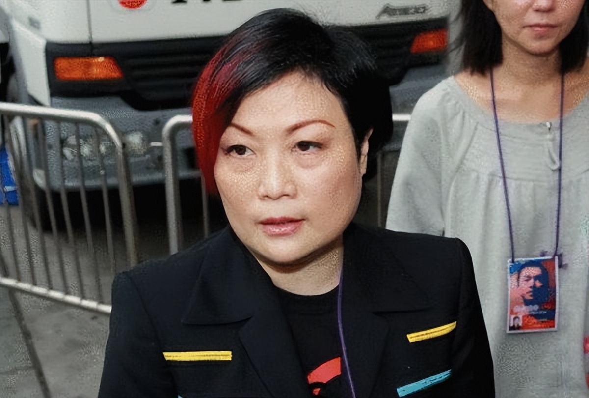 20年前张国荣轻生,好友陈淑芬拍下罕见照片,港媒出1亿都不卖