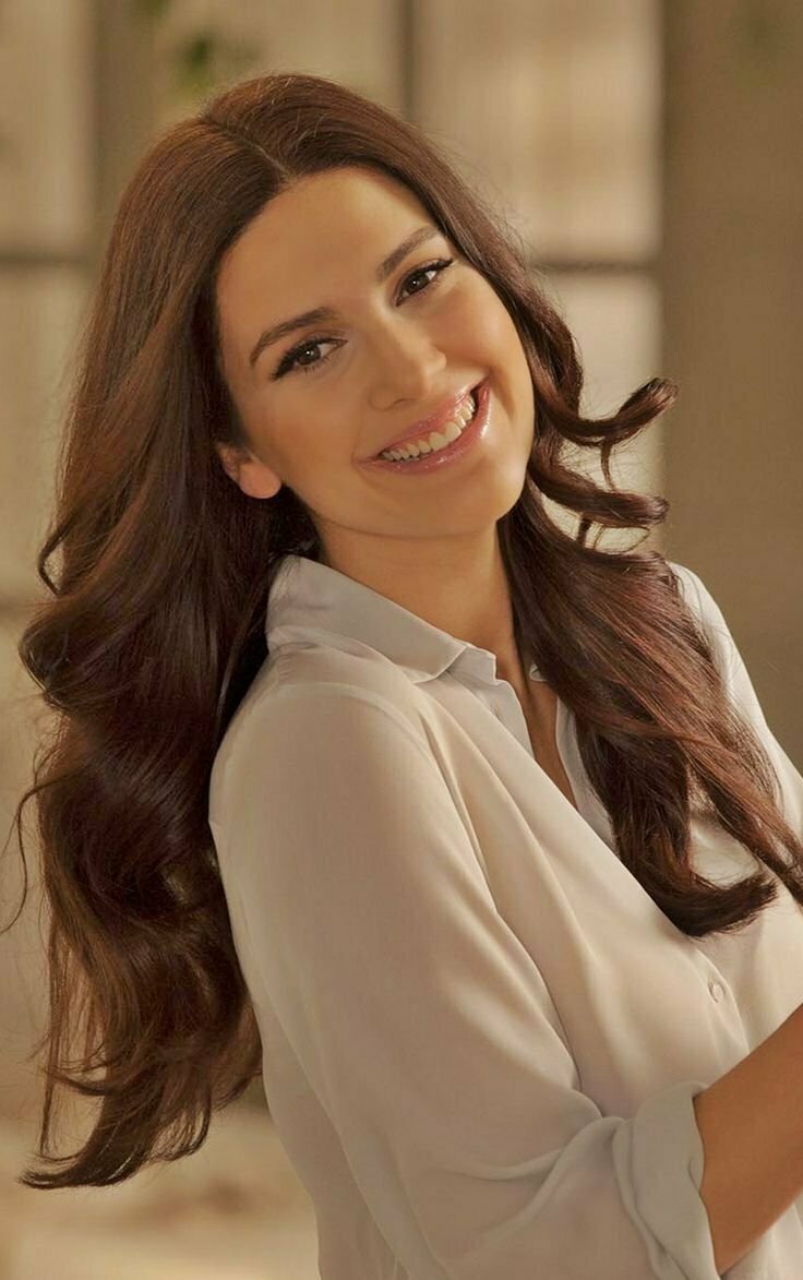 土耳其明星女演员承诺图片