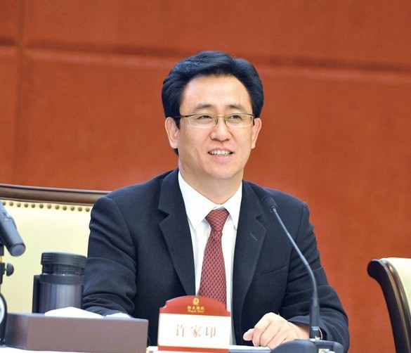 曹德旺"炮轰"许家印!一手好牌,为啥打得稀烂?