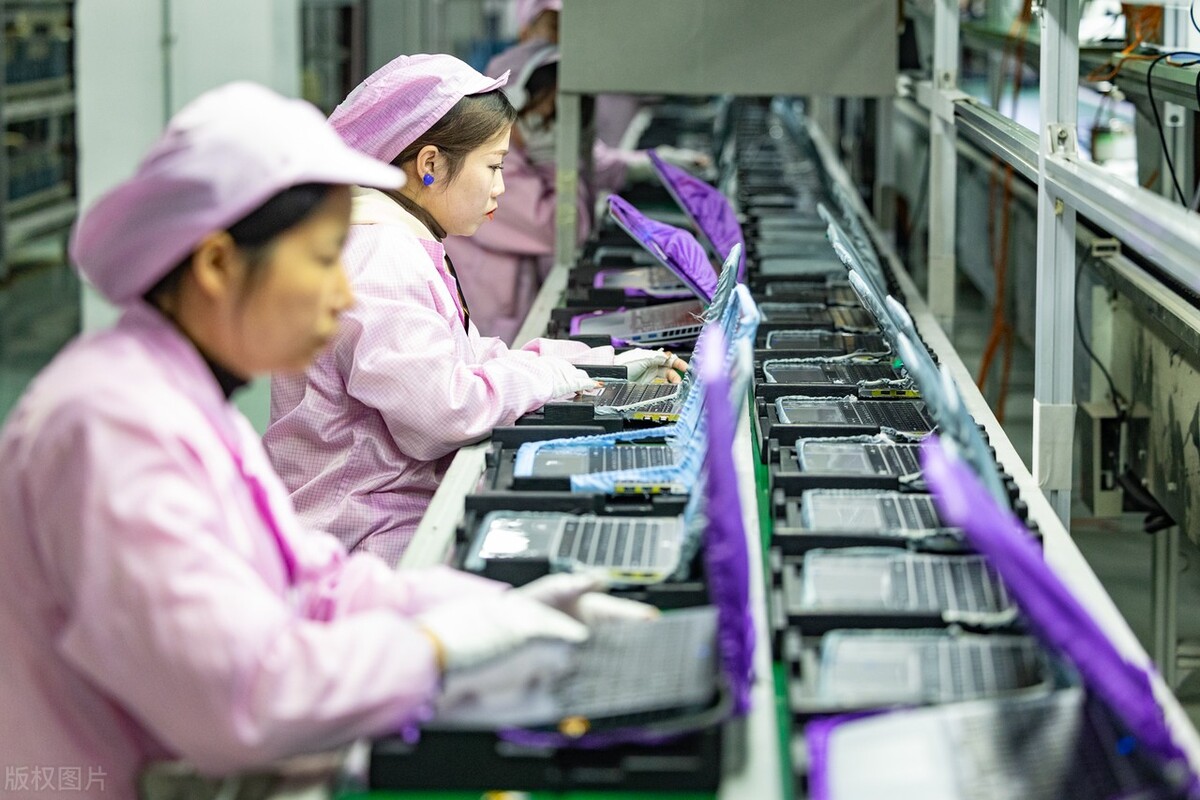 在电脑厂里买电脑可以吗