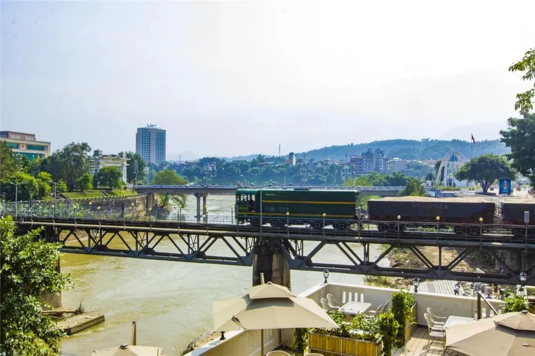 所有人!快来动动手指,投上一票,为河口"美丽县城"打call!