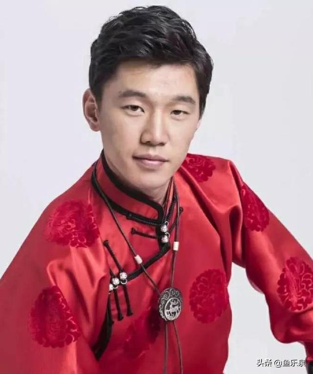 他因成绩差被羞辱,北漂挨饿,一路逆袭到国家大剧院放歌优秀歌手