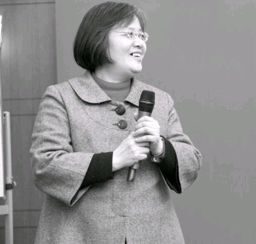 著名中医教育家郭霞珍,深耕中医教育40年,被誉为中医"指路人"