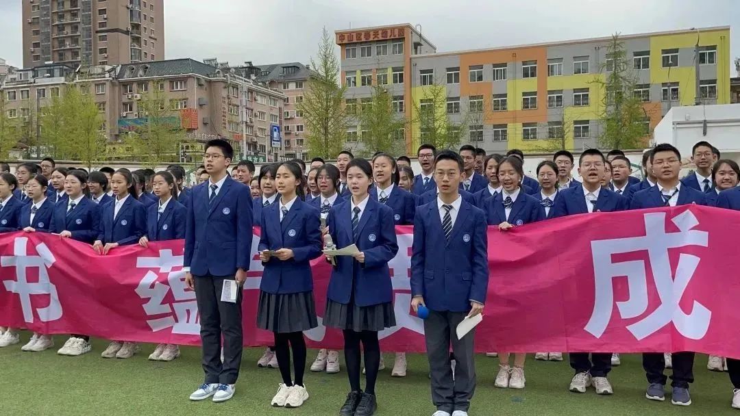 大连嘉汇中学第二十届读书节两校区同步隆重开幕