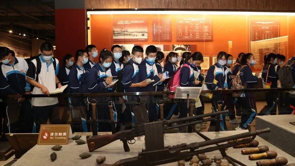 吕梁泰化集团荣获"山西省关心下一代工作先进集体"荣誉称号