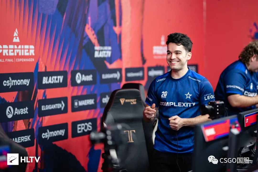 【FaZe、Vitality轻松取胜,C9三图战胜NaVi,coL连赢14局惊天逆转】