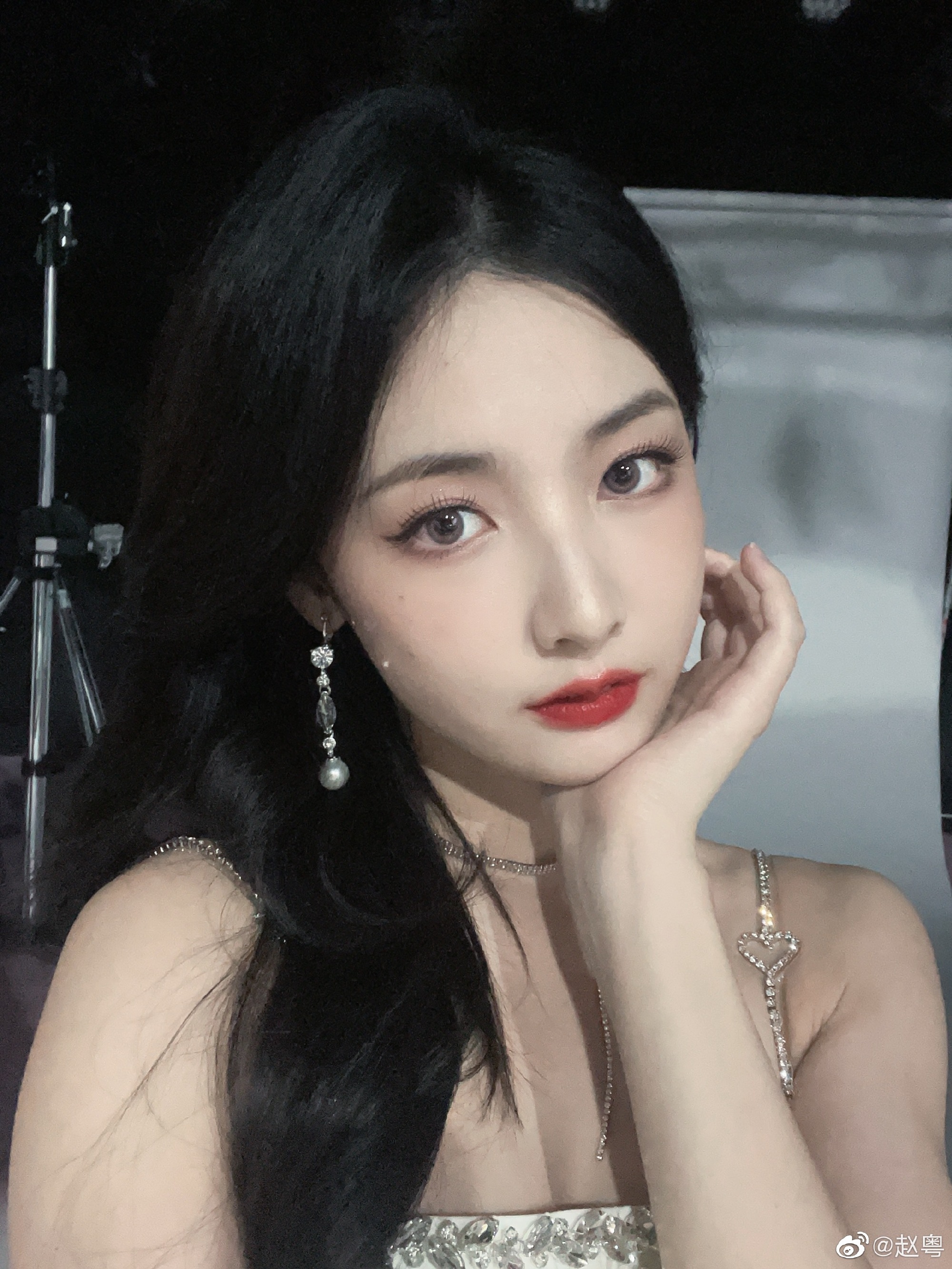赵粤微博晒自拍图片,有点美
