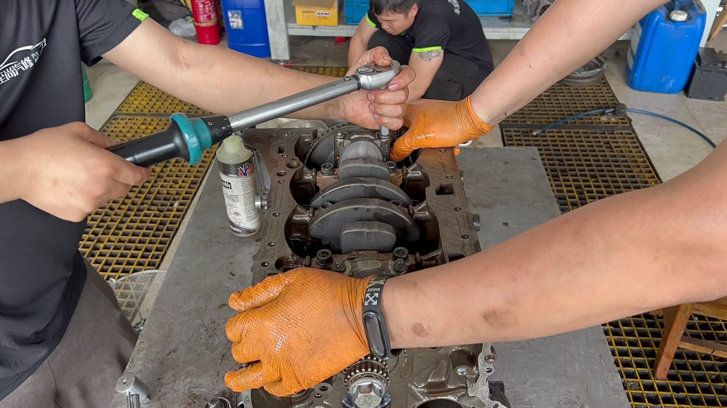 两个小时修车大片奥迪q3烧机油全车故障检修,拿好板凳坐好看戏了